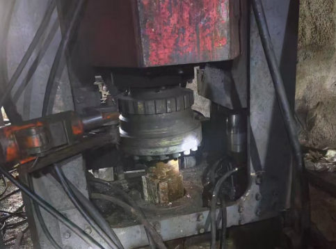 反井鉆機(jī)停機(jī)的操作程序、方法